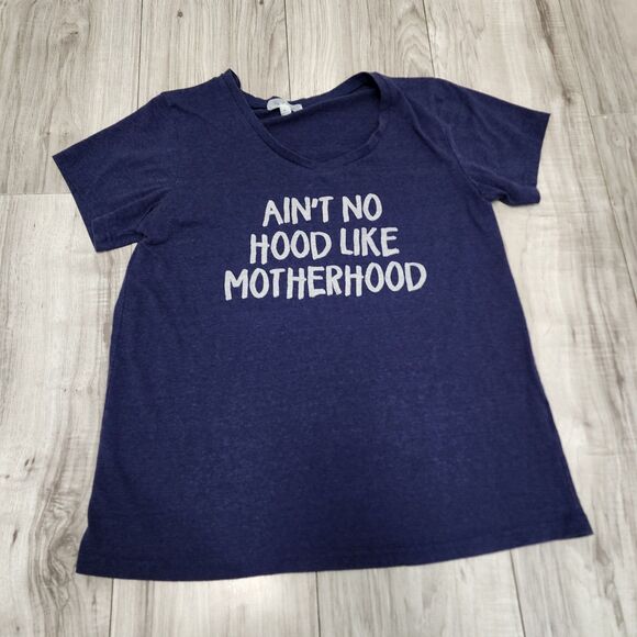 "Ain't No Hood Like Motherhood" Woman's Tee Shirt Size M - Picture 1 of 4
